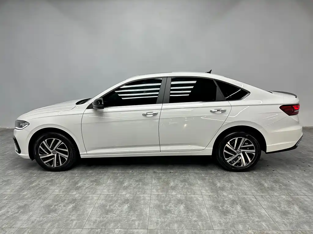 Volkswagen Lavida 2024 300TSI DSG