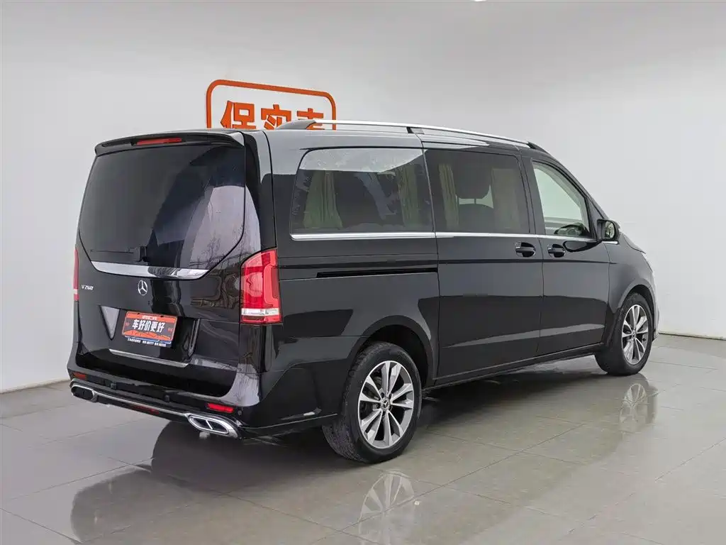 MERCEDES-BENZ V CLASS