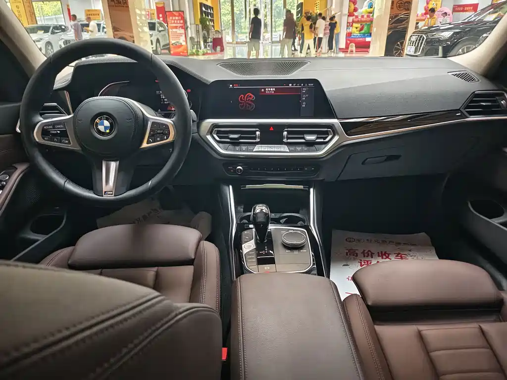 BMW 3 Series — миниатюра 10