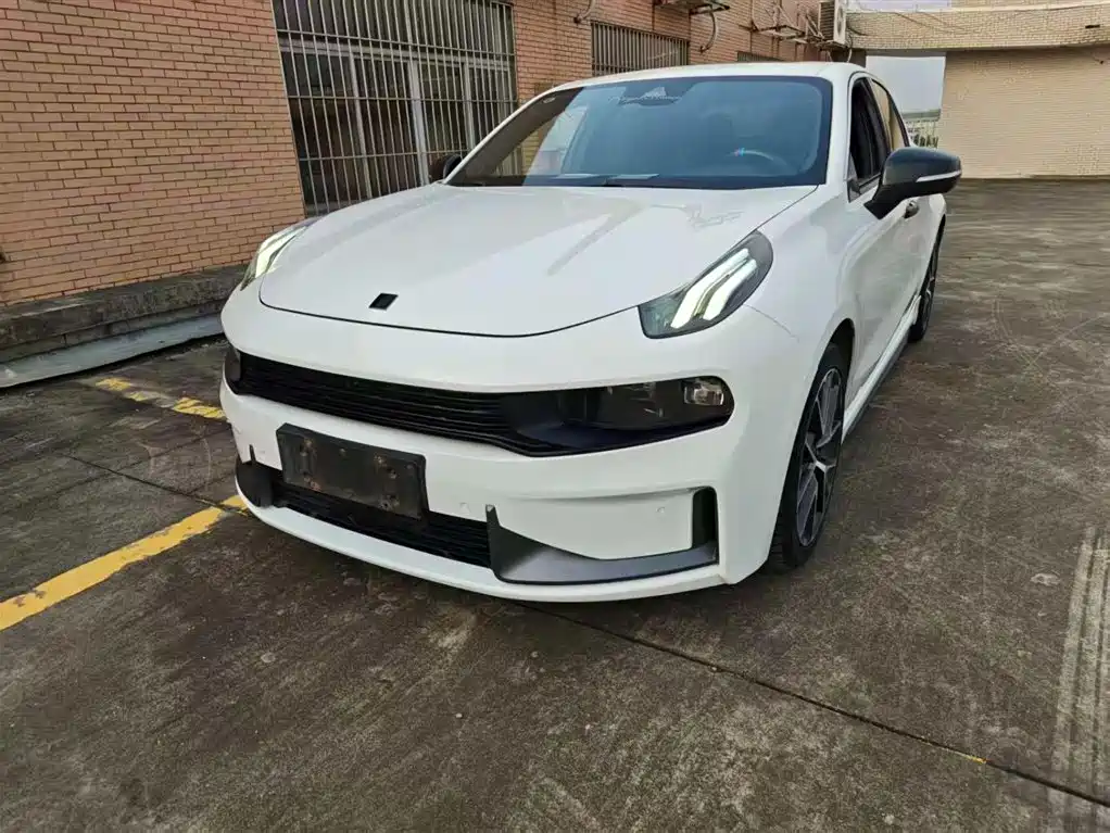 Lynk & Co 03 2020