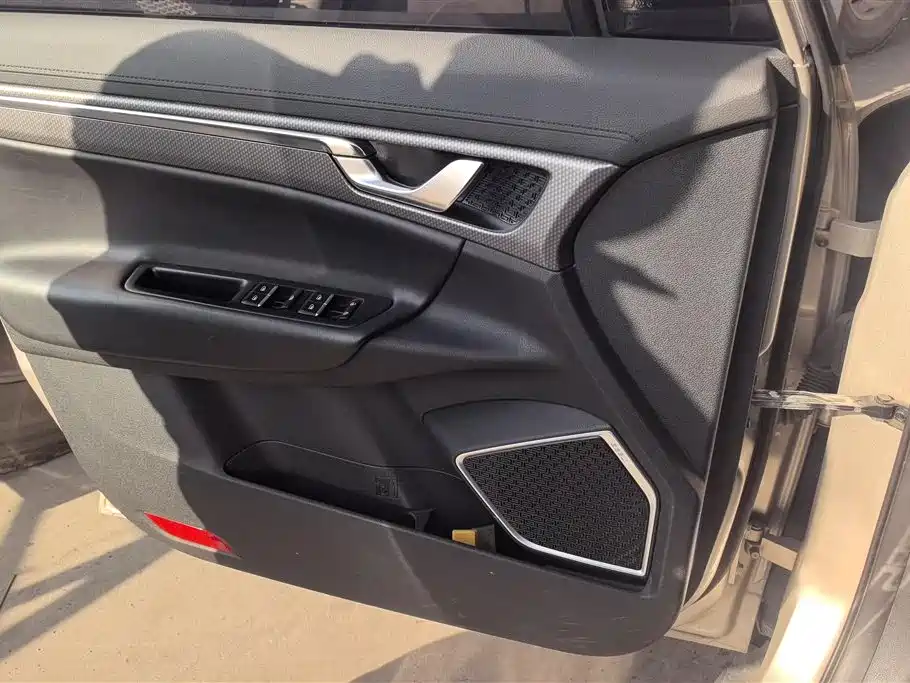 GEELY AUTOMOBILE EMGRAND GS