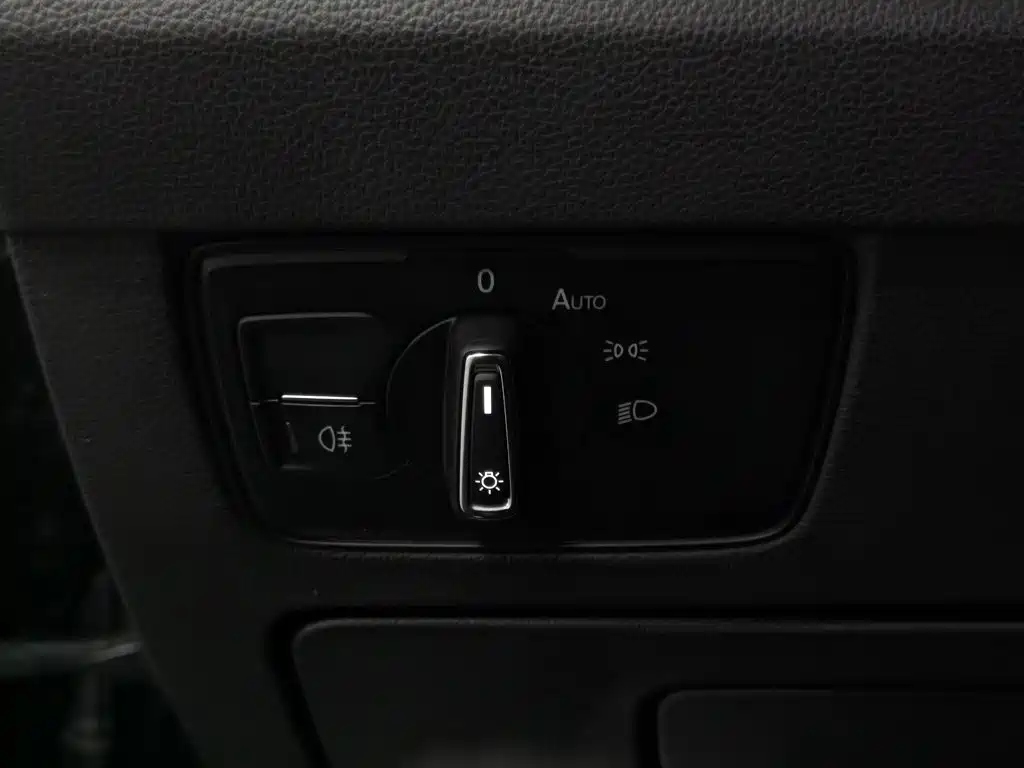 Volkswagen Magotan PHEV — миниатюра 21