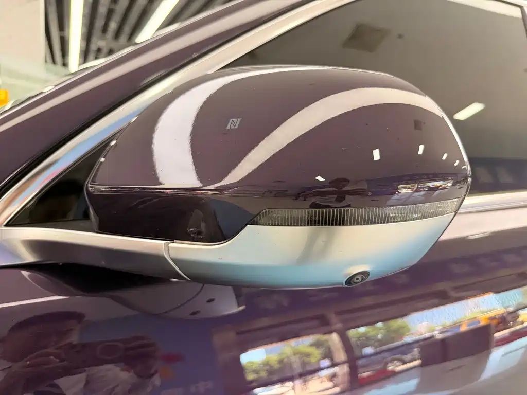 Aito M8 2025 Max+ 53.4kWh 5 мест (192 )