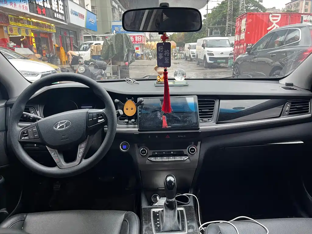 Hyundai Mistra — миниатюра 7