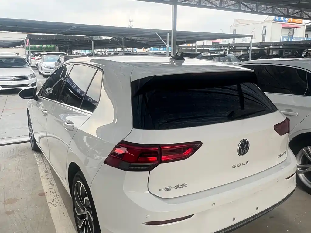 Volkswagen Golf — миниатюра 4