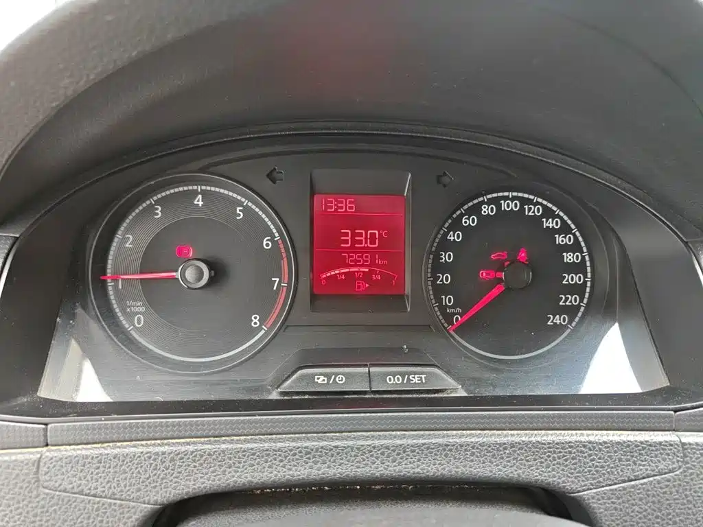 Volkswagen Santana — миниатюра 8