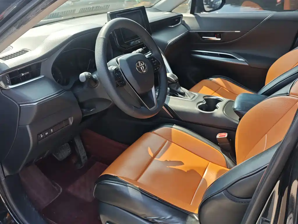 TOYOTA LING FANG HARRIER