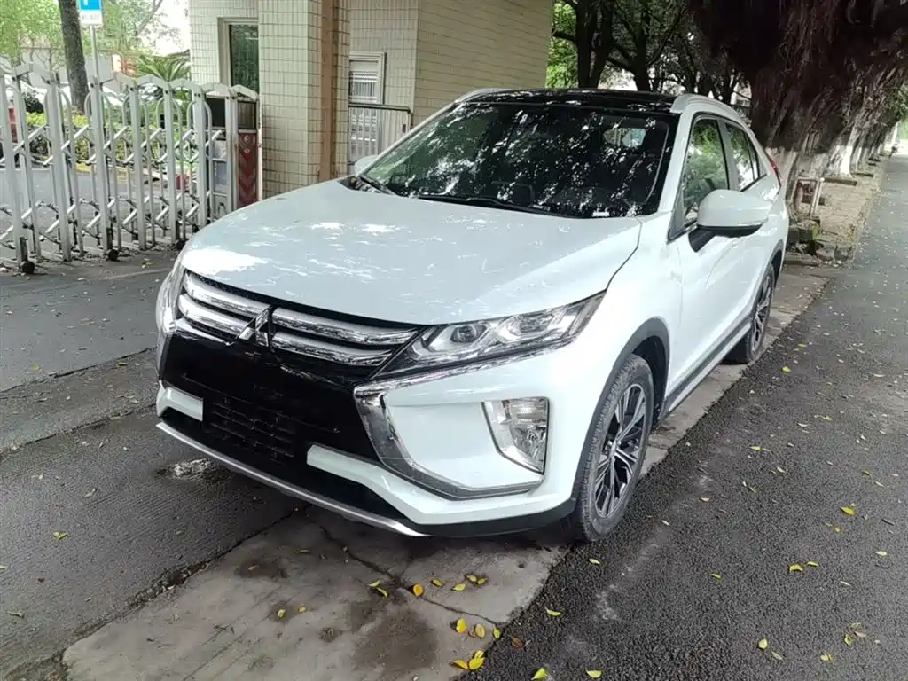 Купить Mitsubishi Eclipse Cross