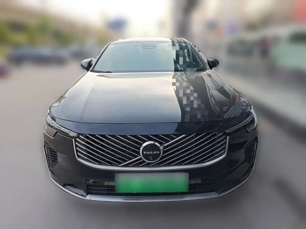 Volvo S90 2026 Luxury