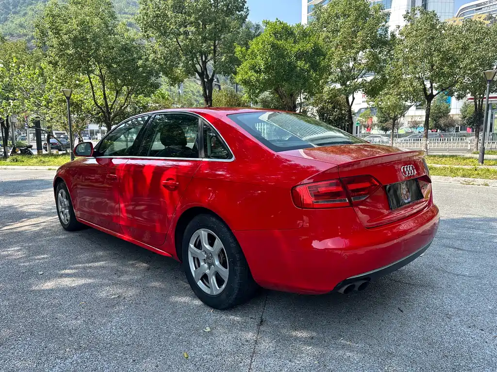 Audi A4L — миниатюра 5