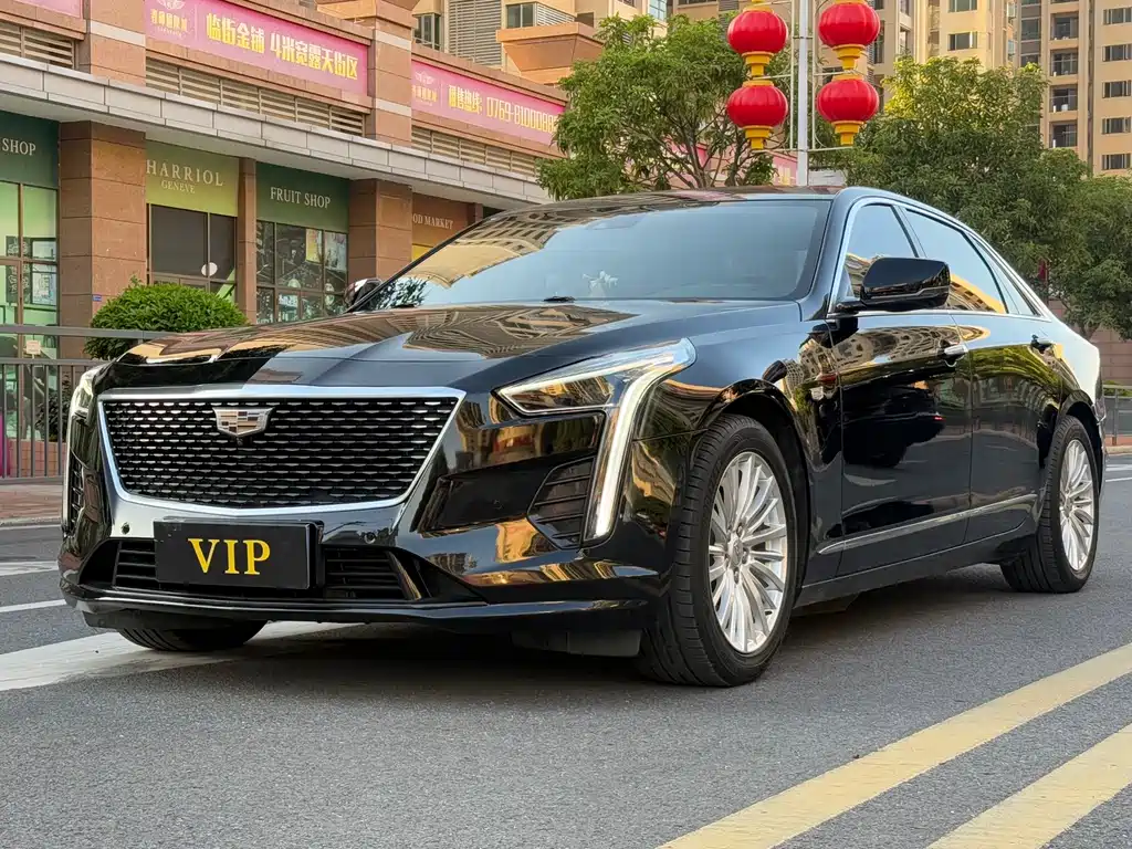 CADILLAC CT6