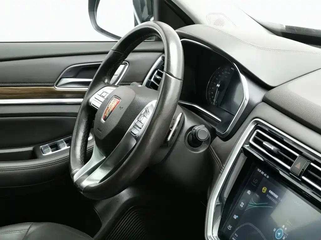 Roewe RX8 — миниатюра 22