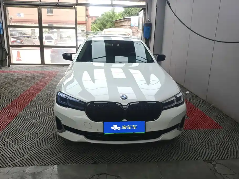 BMW 5 Series 5 2021 535Le Luxury