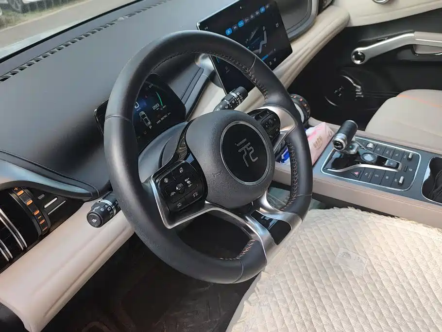 BYD Yuan Plus — миниатюра 15