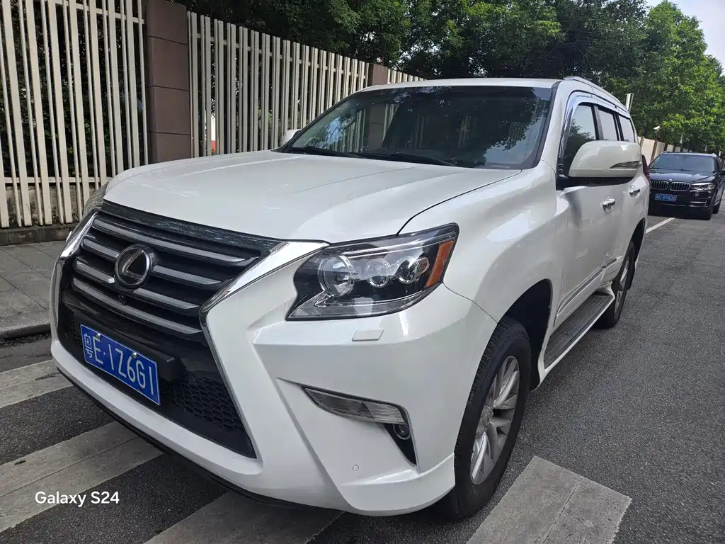 Lexus GX