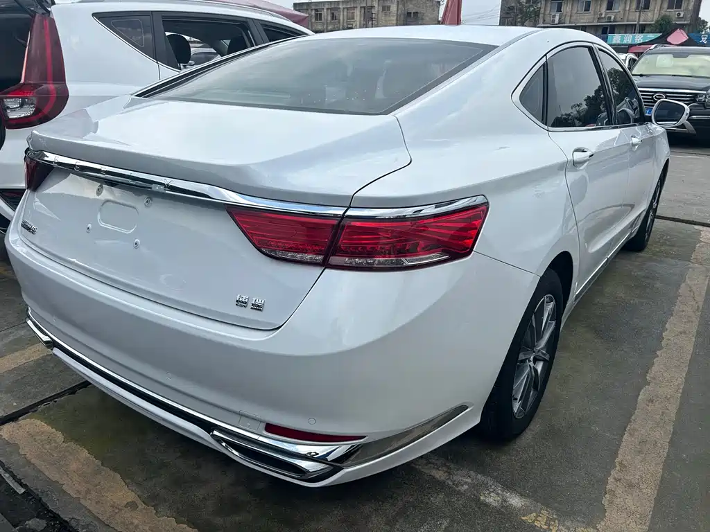 Geely Borui — миниатюра 11