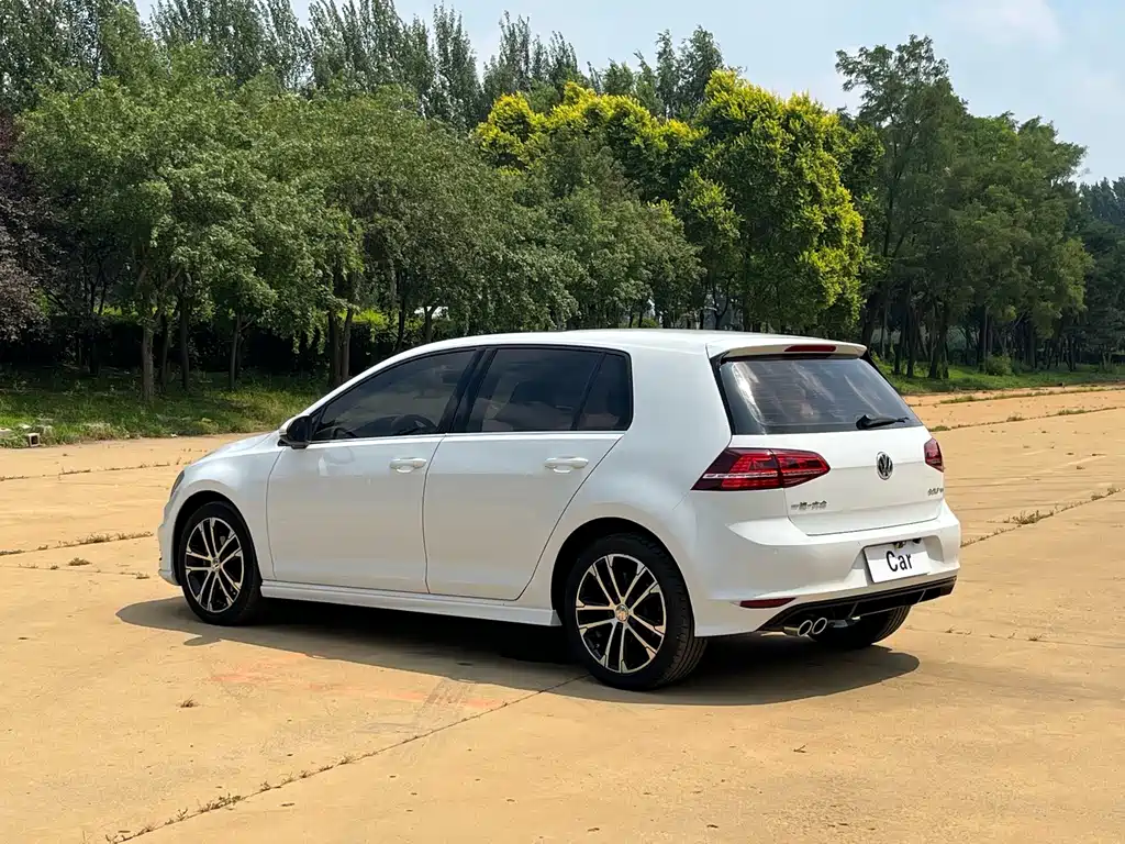 Volkswagen Golf — миниатюра 8