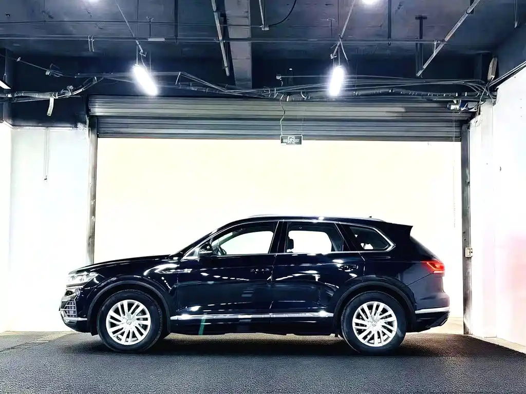 Volkswagen Touareg — миниатюра 2