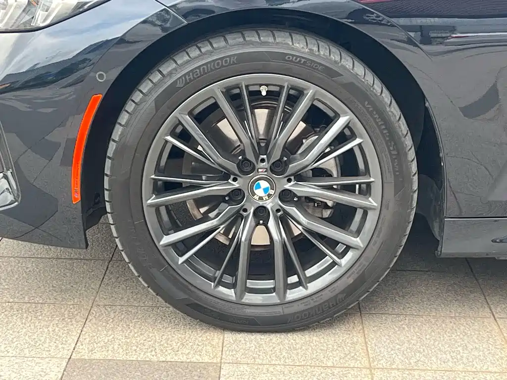 BMW 3 Series — миниатюра 11