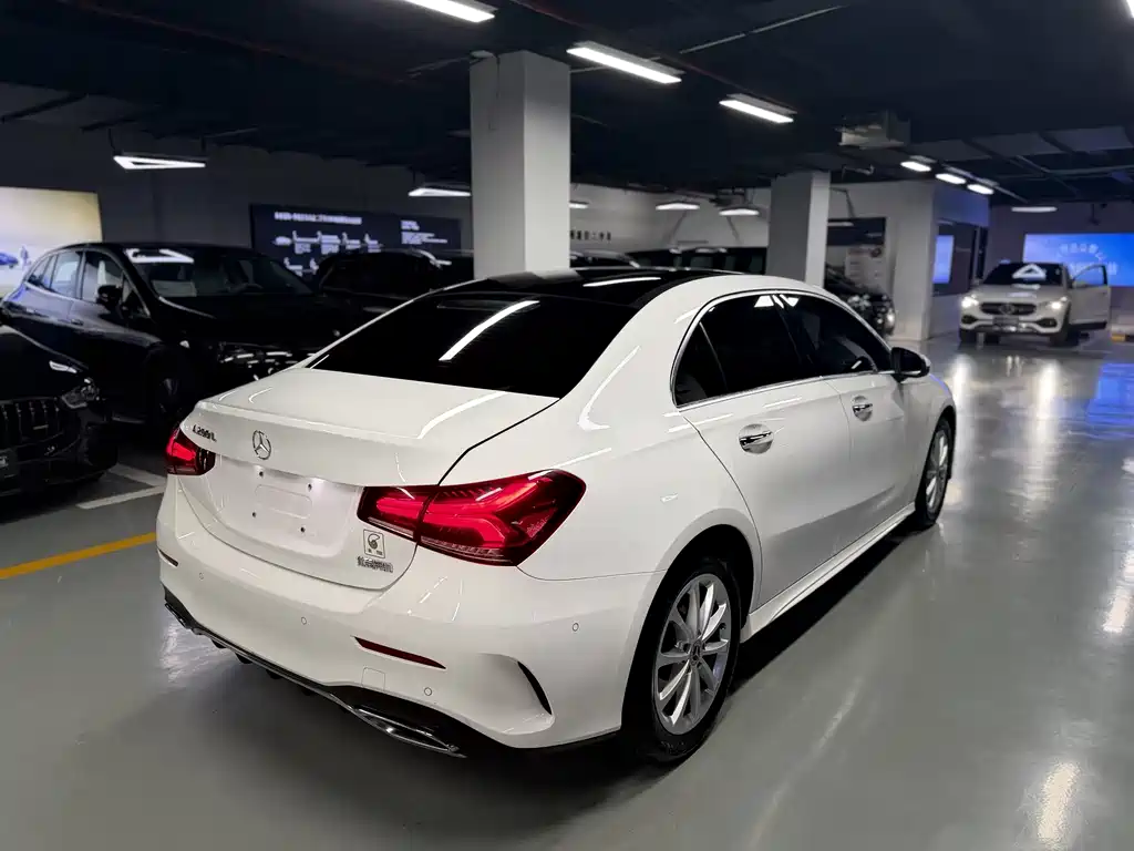 Mercedes-Benz A-Class A 2019 A 200 L Sport