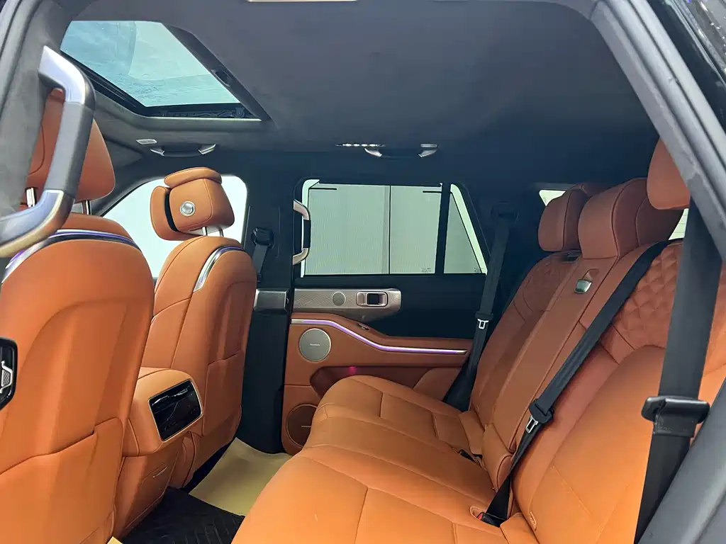 TANK TANK 700 NEW ENERGY