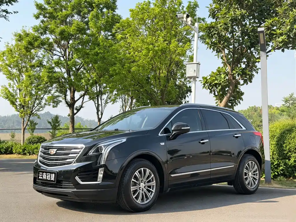 Купить Cadillac XT5