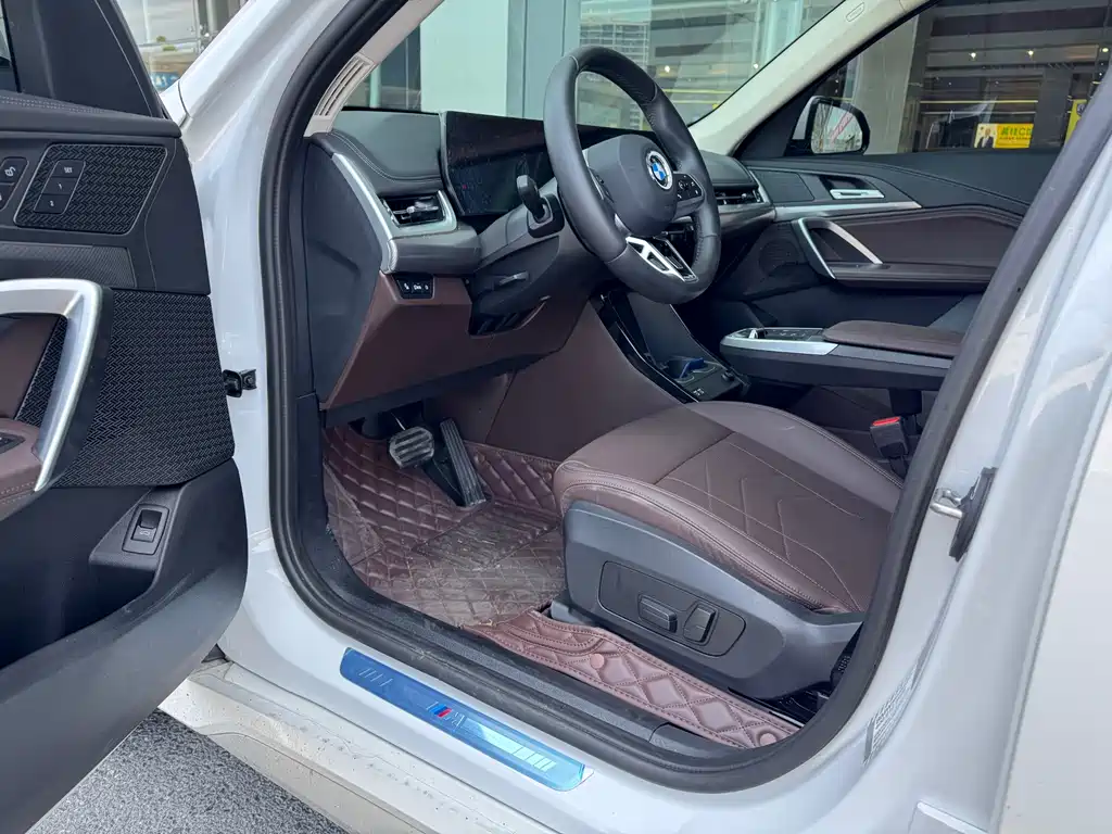BMW X1 2024 sDrive25Li M Sport