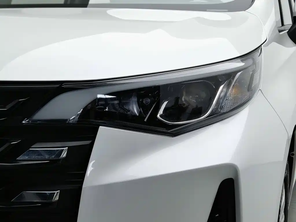 GAC Motor Trumpchi M6 — миниатюра 7