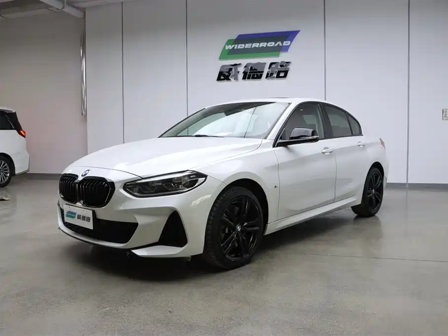 BMW 1 Series 2022