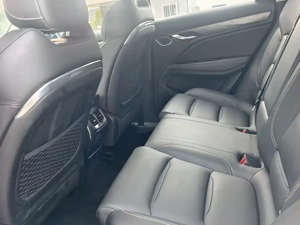 Geely Xingyue — миниатюра 14