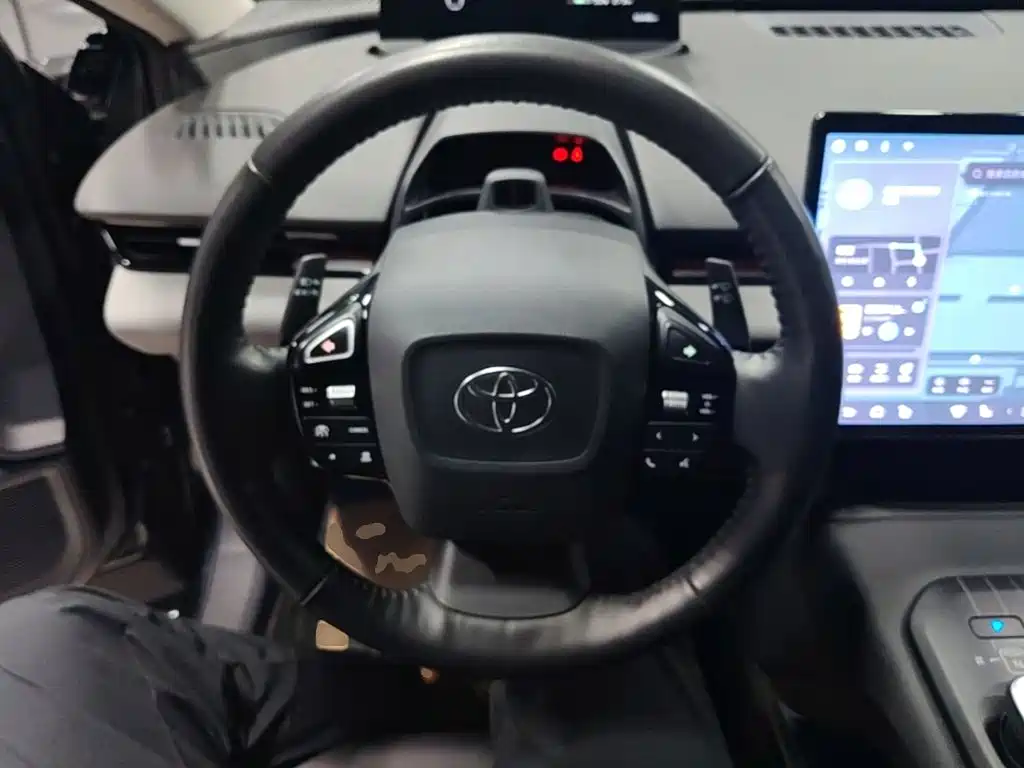 Toyota bZ5 — миниатюра 11