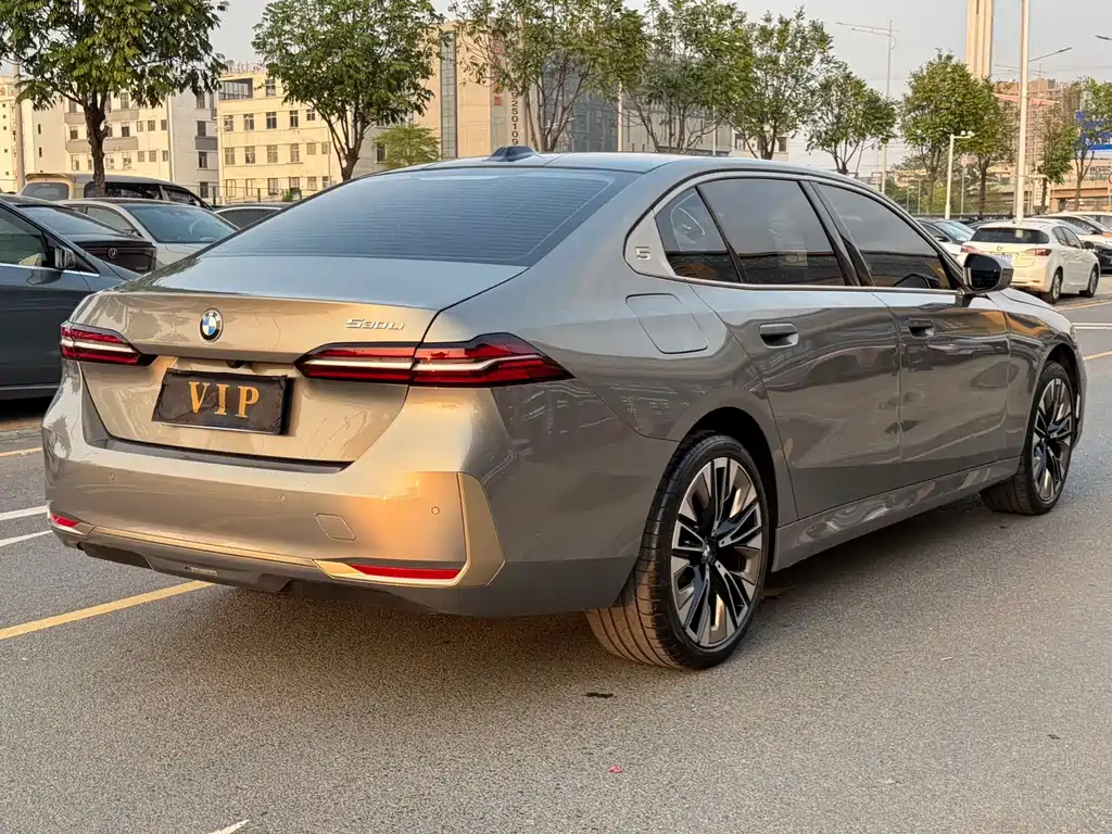 BMW 5 Series 5 2025 530Li Premium Luxury