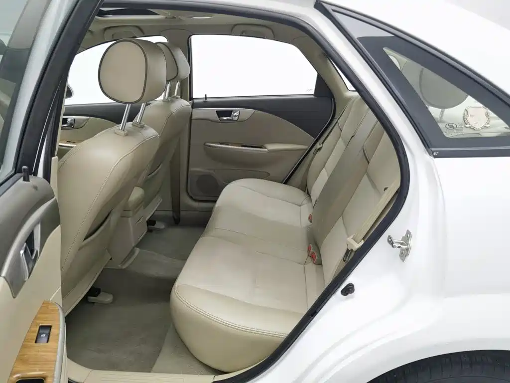 Buick Excelle — миниатюра 15
