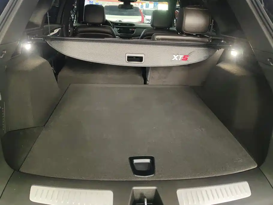 Cadillac XT5 — миниатюра 4