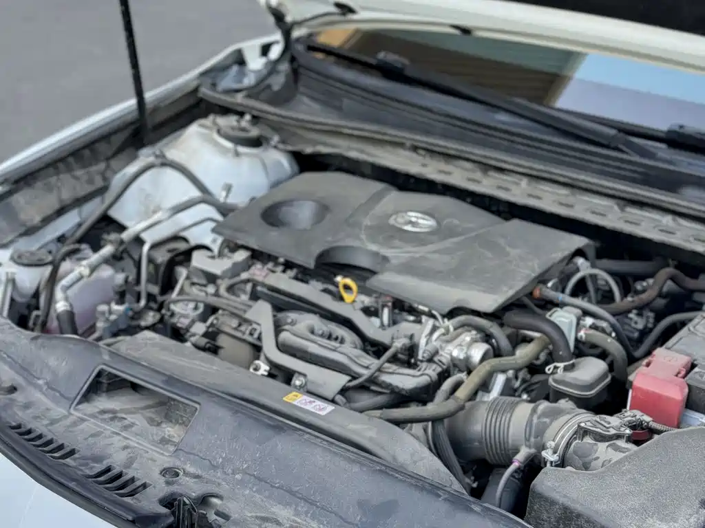 Toyota Camry — миниатюра 17