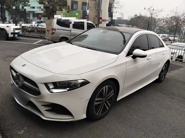 MERCEDES BENZ A CLASS