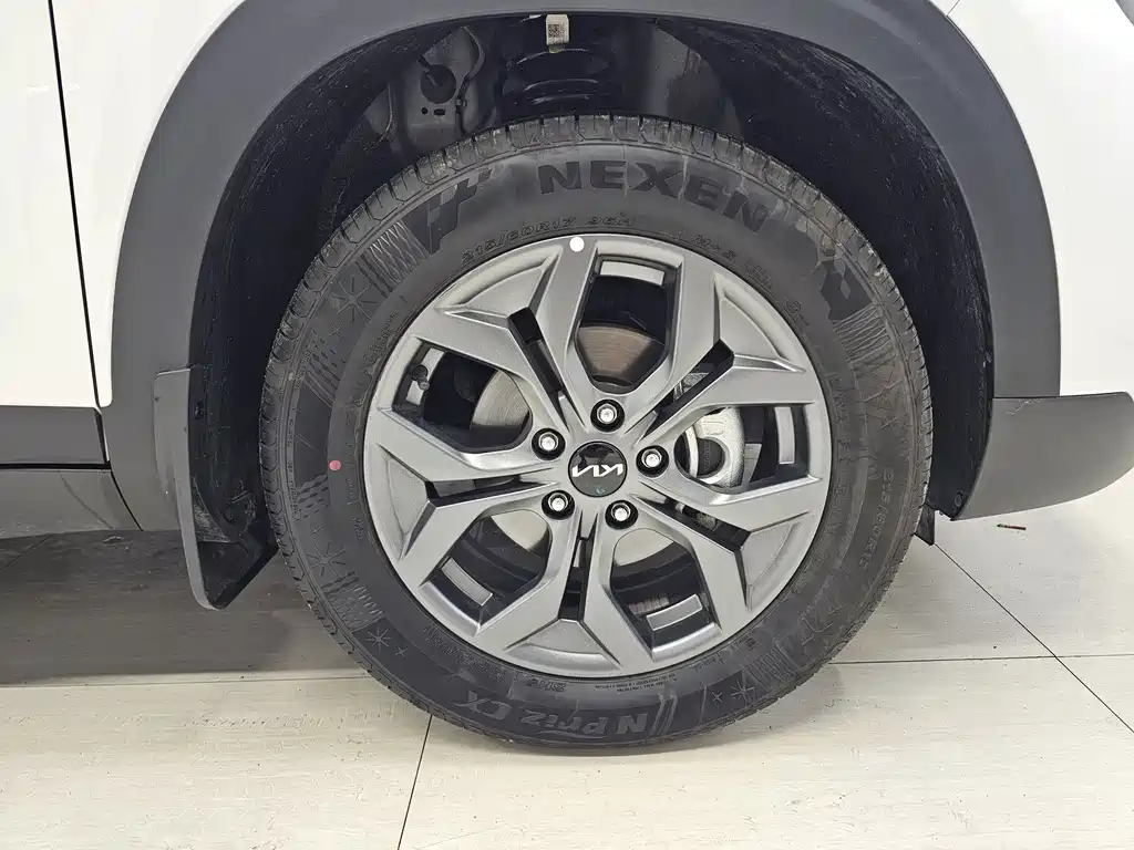 Kia Seltos — миниатюра 11