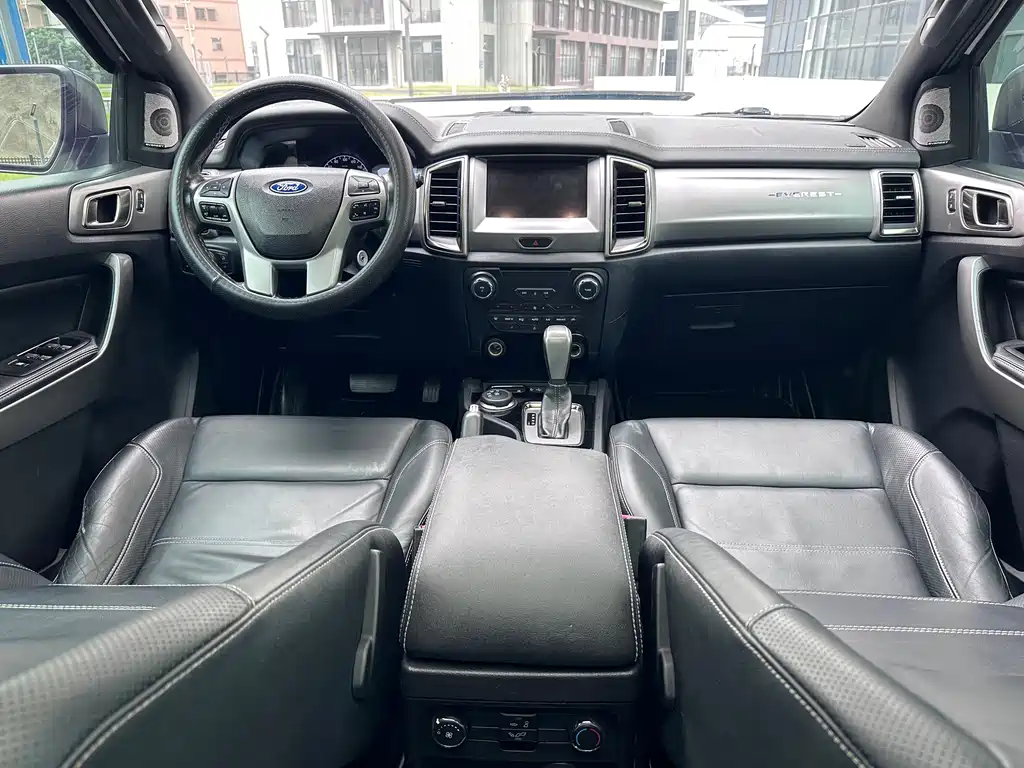 Ford Everest — миниатюра 12