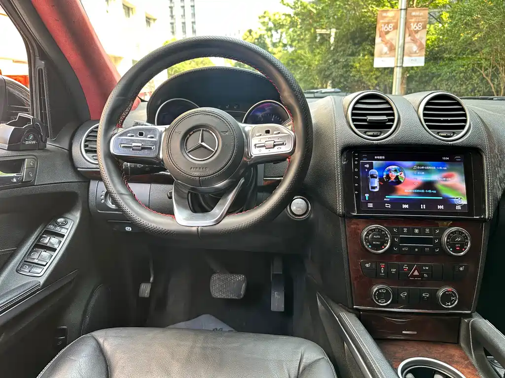 Mercedes-Benz GL-Class — миниатюра 10