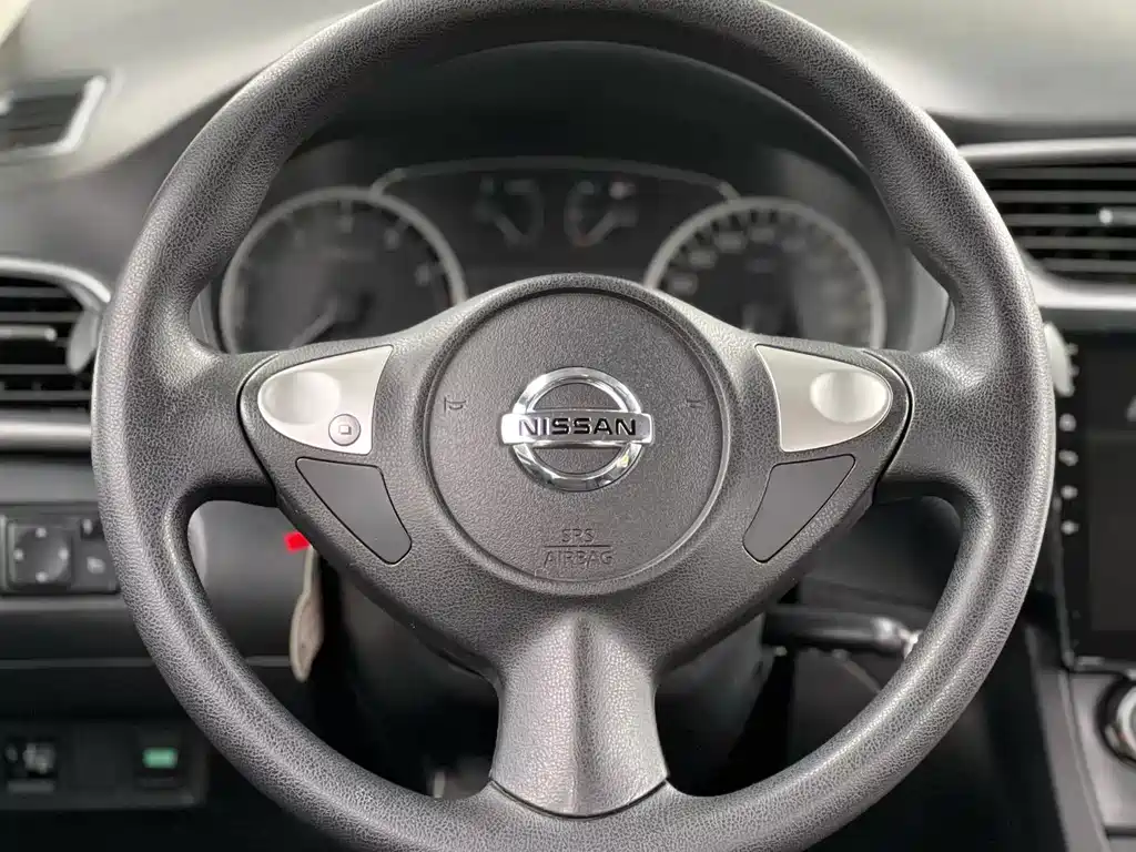 Nissan Sylphy — миниатюра 2