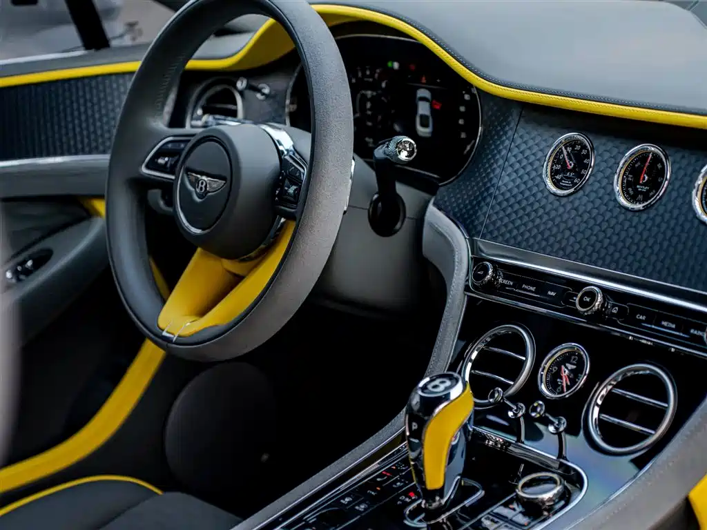 BENTLEY CONTINENTAL PLUG IN HYBRID