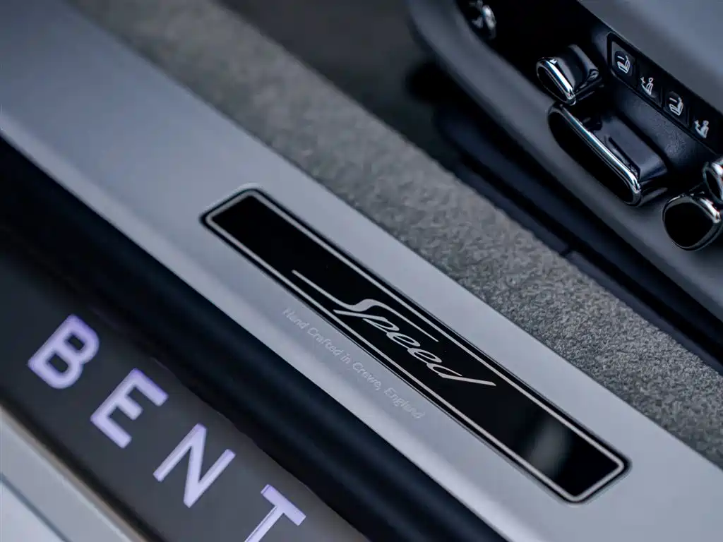 BENTLEY CONTINENTAL PLUG IN HYBRID