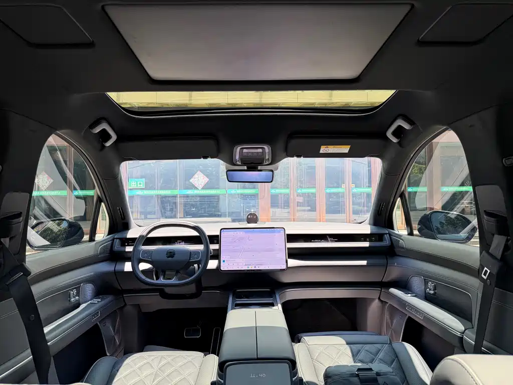 NIO ES8 2026 мест Executive Luxury