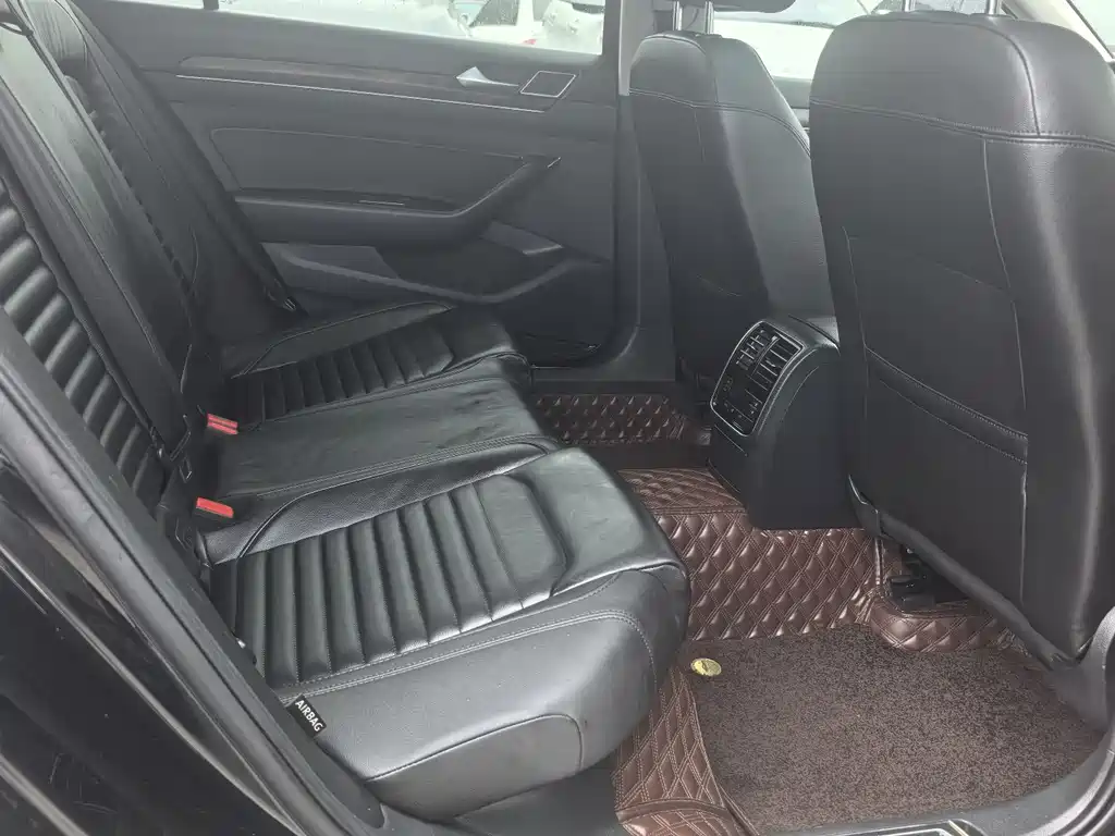 Volkswagen Magotan 330TSI DSG Luxury Type China VI, фото 7