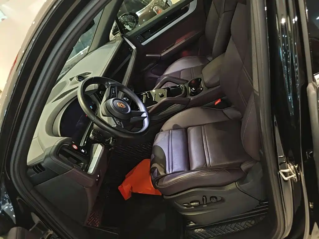 Porsche Cayenne Hybrid — миниатюра 15