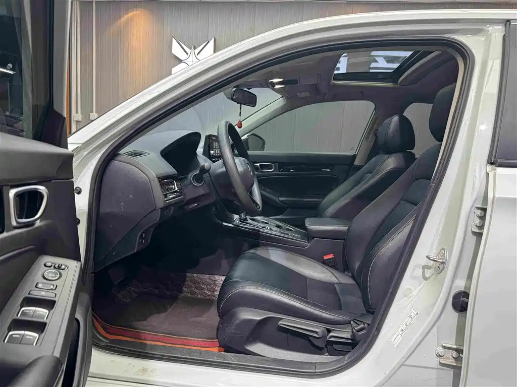 Honda Civic — миниатюра 4