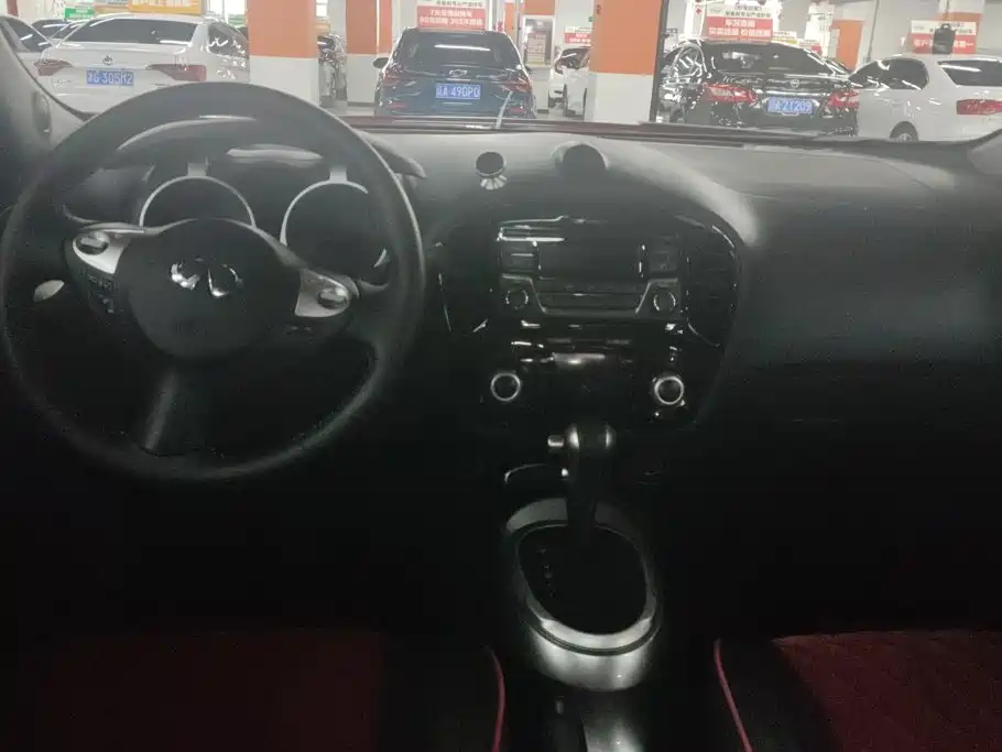 Infiniti ESQ — миниатюра 12