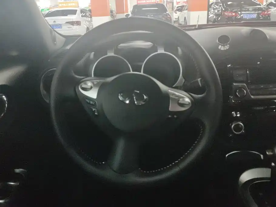 Infiniti ESQ — миниатюра 15