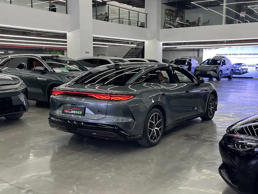 BYD Han L — миниатюра 6