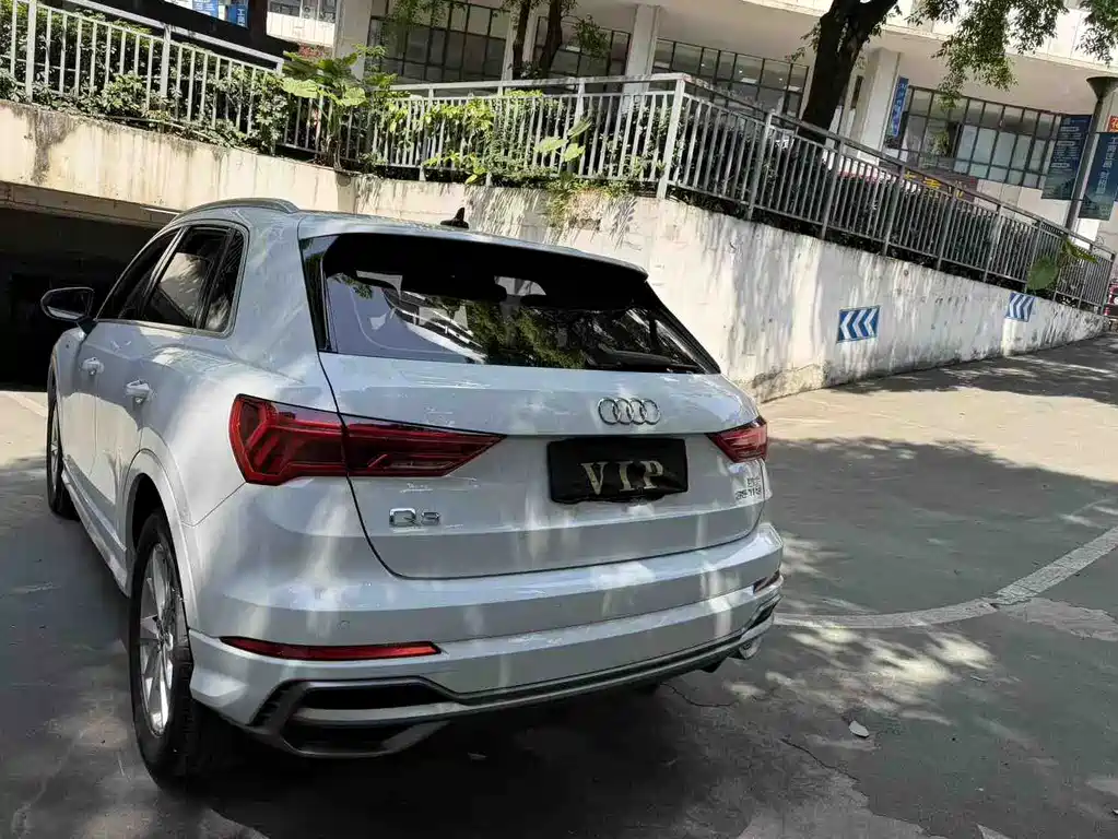 Audi Q3 2020 35 TFSI